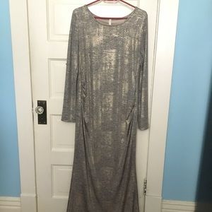 Golden maternity gown